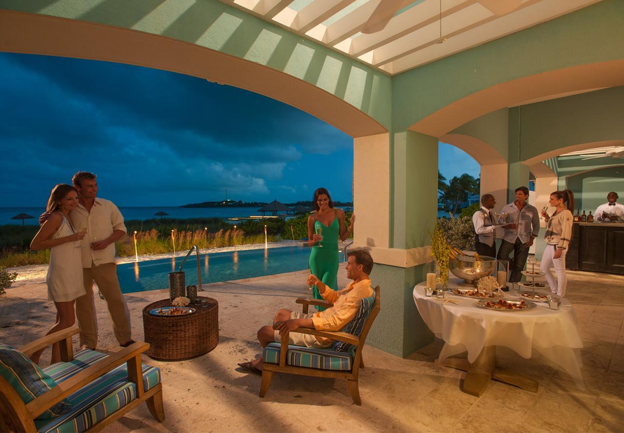 Sandals Emerald Bay Golf, Tennis And Spa All Inclusive Resort - Couples Only (Adults Only) Rokers Point Экстерьер фото